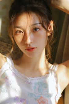 《家庭主妇的经销商》电影